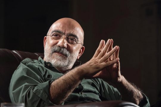 Ahmet Altan: “Hukuksuzluğa ‘uzağım’ diye aldırmıyorsan, her yeri sarar 